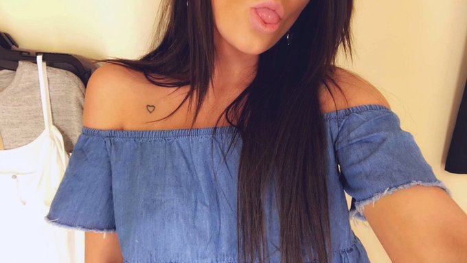 When you're stressin' go shoppin' https://t.co/Ts8PKZNdg9<a href="/tag/newprofilepic"class="tags"><span>#newprofilepic</span></a>