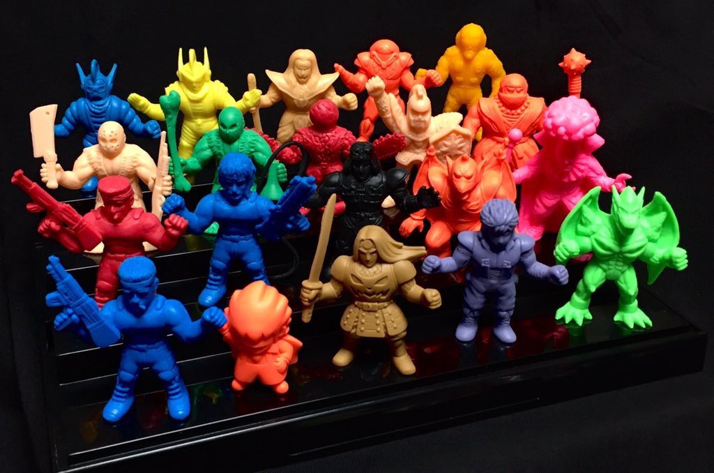 ズーモス様のレトロゲーキャラ消しゴムをすべて購入している方から