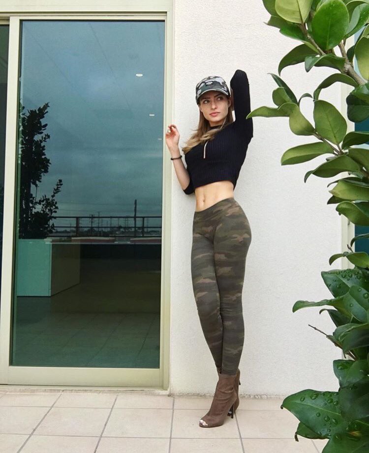 Collinerspanish's tweet image. Kirsten vía Instagram, el día de hoy 07/02.
"Toma lo que puedas. El resto vendrá en el momento indicado, Eres un soldado 🌎".

#CS