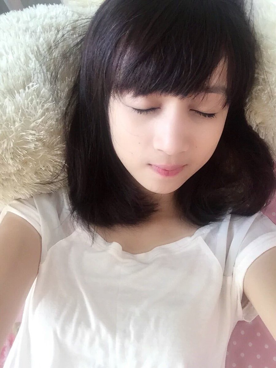 Achanation_RI's tweet photo. Pagiiii @achanJKT48 semangat buat hari. Cepet pulang ya udh kangen nihhh 😇 #minFUN https://t.co/zKyteec0Gi