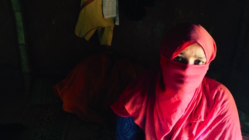 My profile of Fatima, 13, one of many children violated by Myanmar's army. Her escape tale is incredible. ow.ly/WkCG308MQy4