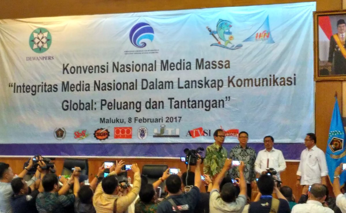 Seputar_maya's tweet photo. Selamat ats dibuka nya Konvensi Nasional Media Massa di Maluku 8 feb 17. @rudiantara_id @dewanpers @GubernurMALUKU https://t.co/wxrh10KsFY