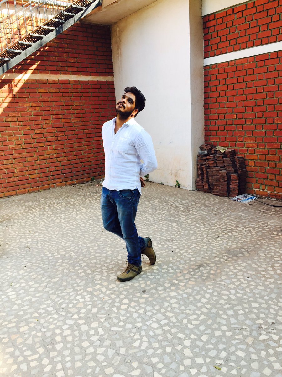 SantoshAvaji's tweet photo. #Keepinmind, #ifyouare #understress, #thenyour #productivitywillreduceunexpectedly, #sotryto #keepyourselfhealthyhappyandactive https://t.co/jEC2FnvEAh