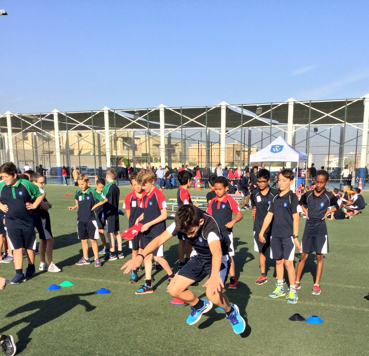 OnyxWSO's tweet photo. Year 6 Onyx superstars giving it their all at sports day! 2nd place today! #Proud #TeamOnyx #WSO 🥇🥈🥉 https://t.co/JS1tkULBeW