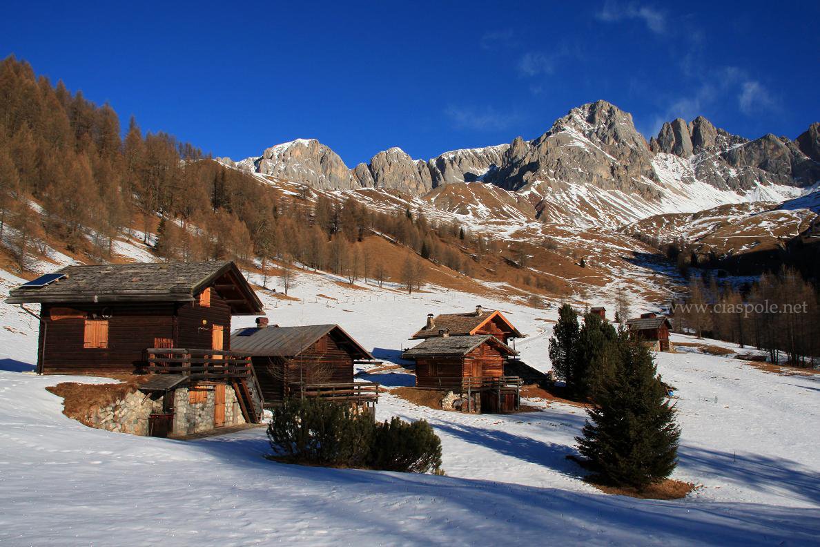 ciaspolenet's tweet photo. a #Fuciade, facile.. alla #ForcaRossa.. impegnativo! https://t.co/PrJleozN4a @valdifassa @FalcadeDolomiti @PaSanPellegrino @TurismoVeneto https://t.co/I63sRyeAeU