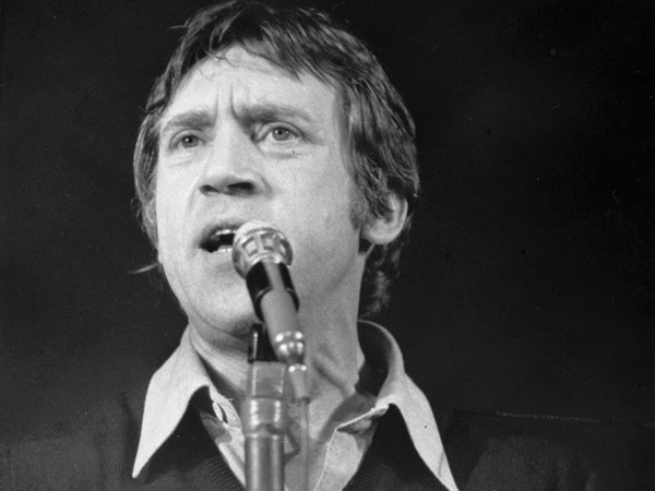 антисемиты владимир высоцкий. владимир высоцкий 1970. высоцкий владимир семёнович. владимир высоцкий шуточные. бардовский музыкант владимир высоцкий.