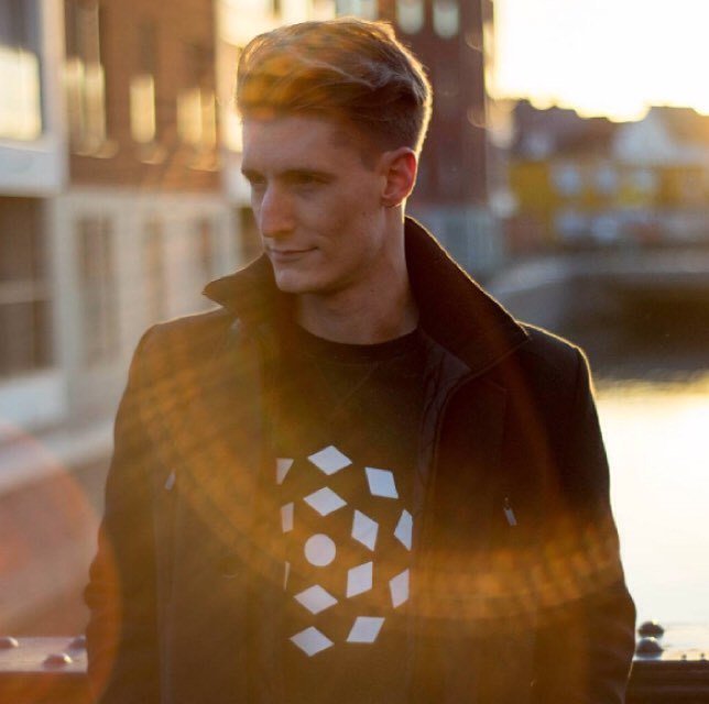 Merch Essentials tweet media