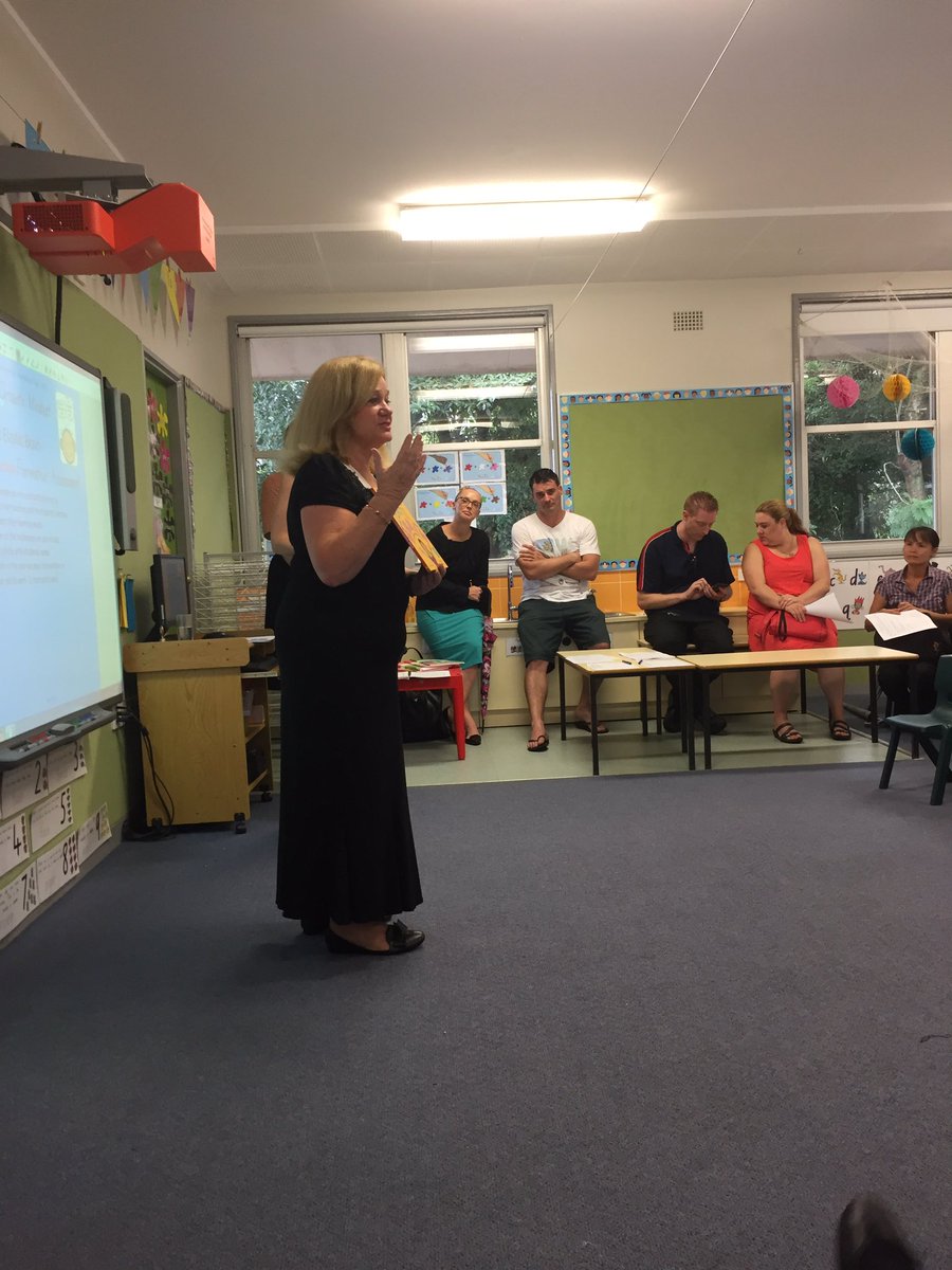 YarrawarrahPrim's tweet photo. Stage information evenings in full swing #communication#involvement#connections @YarrawarrahPrim @garrie_russell https://t.co/ycl0dRhjeA