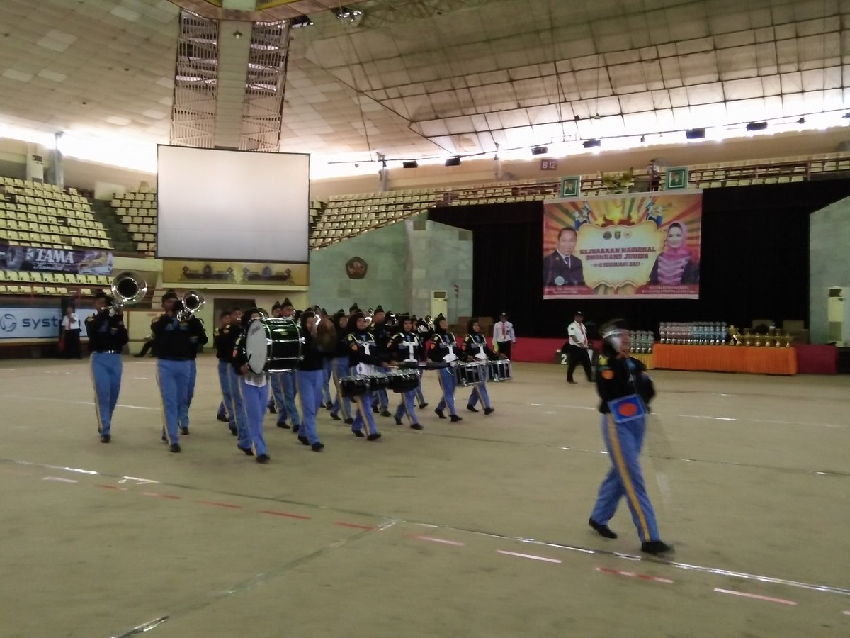 pdbipusat's tweet photo. #kejurnasdrumbandjunior2017 hari ke 5 Final LBB at GSB UNILA dimulai pukul 8.00 dgn 6 Finalis. https://t.co/nouzFUokEf