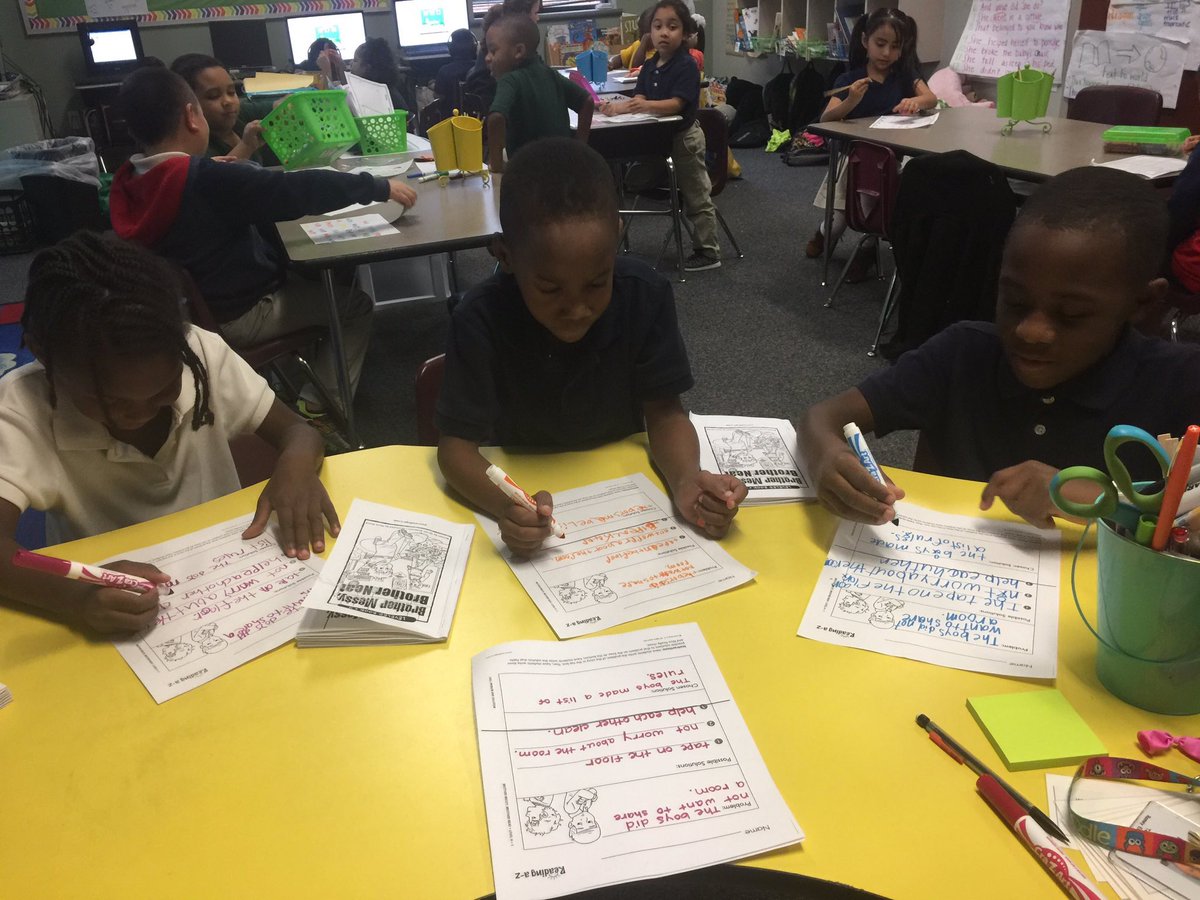 araedaniels's tweet photo. A3 I use reading a-z a lot and ask My groups what they WANT to read and try to find it for them! #interestiskey #1stteachchat https://t.co/rv4j9K3l2I