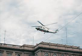 rlivon's tweet photo. Vayámonos poniendo de acuerdo:La meten presa a @CFKArgentina y todos al obelisco.De ahí a Casa Rosada.Y hasta qno renuncie no nos vamos ¿OK? https://t.co/nnuAMIFZCe