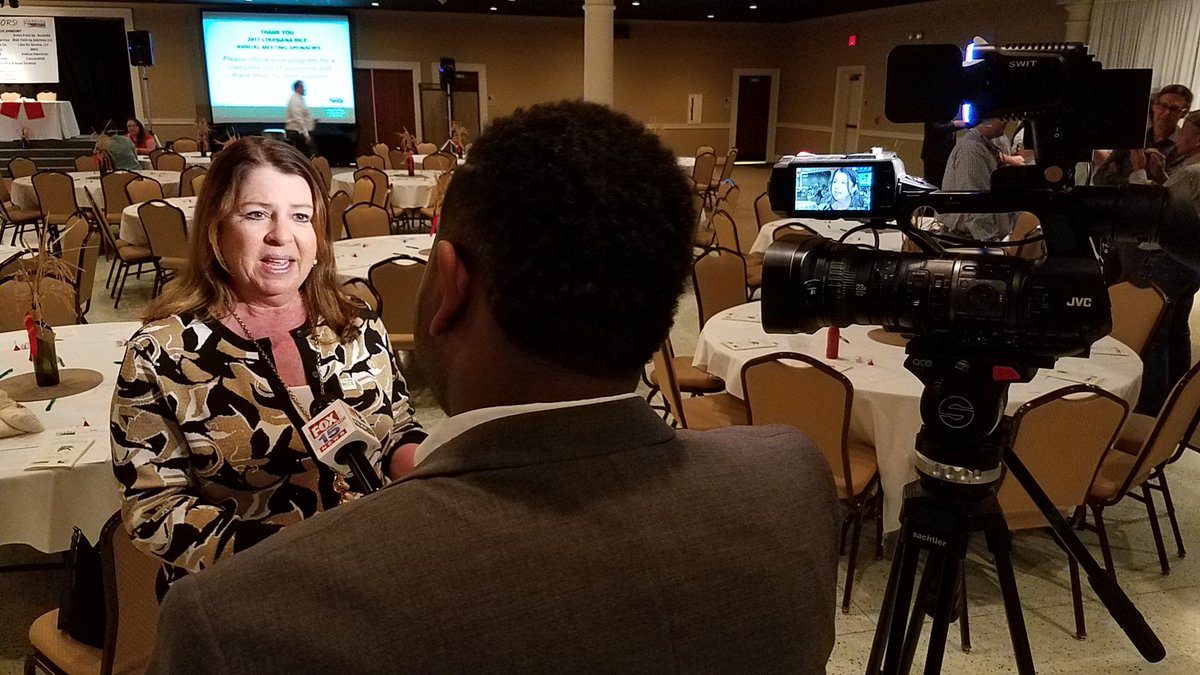 usaricenews's tweet photo. Thanks to @toitravthorntv for coming to tonight's #Louisiana #Rice meetings &amp; talking #ag priorities with us. @klafnews and #KADN tonight! https://t.co/jvMBvlJnSF