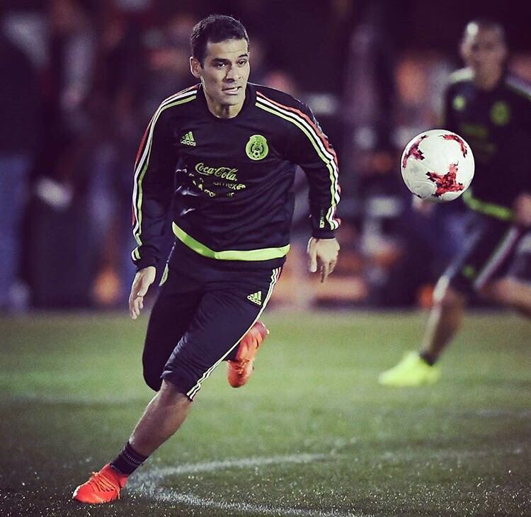 RafaMarquezMX's tweet photo. Listos para mañana @miseleccionmx 🇲🇽⚽ #4ctitud #PasiónYOrgullo https://t.co/LHHrujOPWD