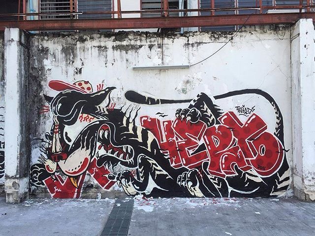 1xRUN's tweet photo. The work of @_sheryok & @_theyok in Thailand! โข Shop their artwork here: https://t.co/YtREyr0lzW #Sheryoand Yok #Sheryo #TheYok #streetart # https://t.co/i4j6VB4aYs