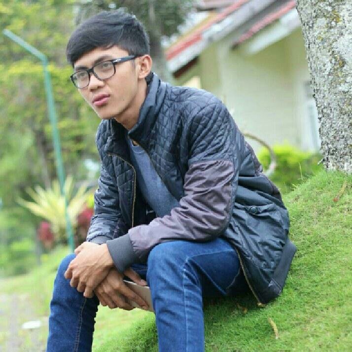 DesiInces's tweet photo. Come join me, or you'll be left behind #BIGOLIVE. https://t.co/MyqySanYeH https://t.co/LCVrz9DXDR