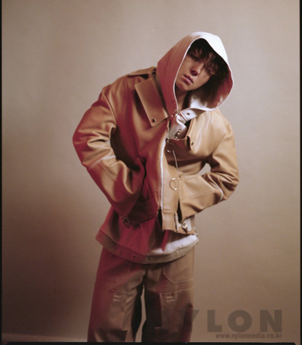OnlyLookAtMino's tweet photo. [!!] #MINO × Nylon "kick in the door" 3
▶ https://t.co/bMKh8Zvdmy
#송민호 https://t.co/a7ZCxOcSkL