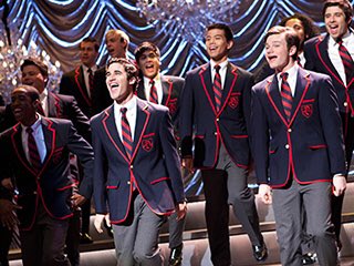 TypicalGleeks's tweet image. Choose one major rival club