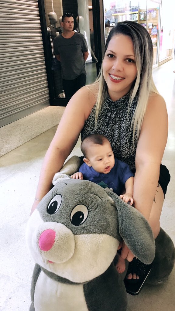 rafaellaluyzaa's tweet photo. Amor da minha vida 😍❤️👶🏻
#aislan https://t.co/p90MdgFoWS