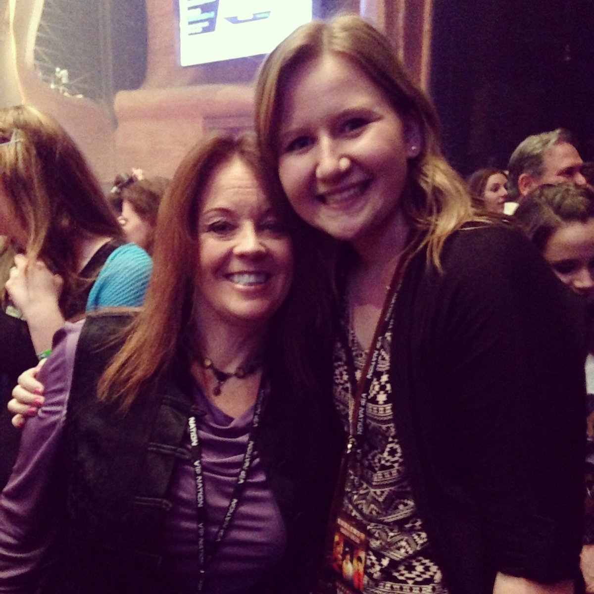 inspiredbyE3's tweet photo. Happy birthday @LaraineClaire ❤ I hope you have a great day! https://t.co/TRLWq338FI