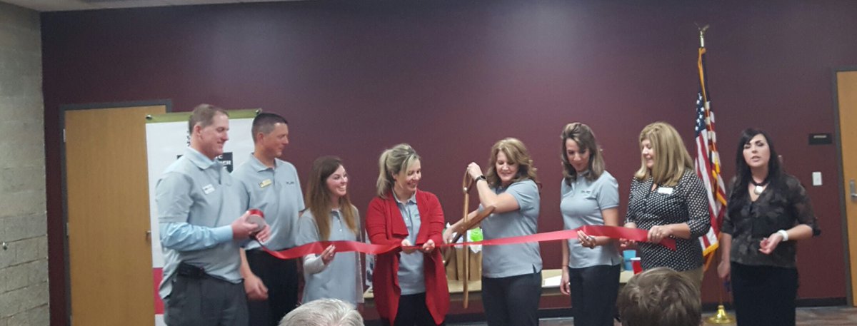 C2LRepublic's tweet photo. RepMo CTL Advisory Council members. Thankful 4 our community business partners. #chamberribboncutting
#meetingtheneeds
#healthhungerhygiene https://t.co/nYu19puPE7