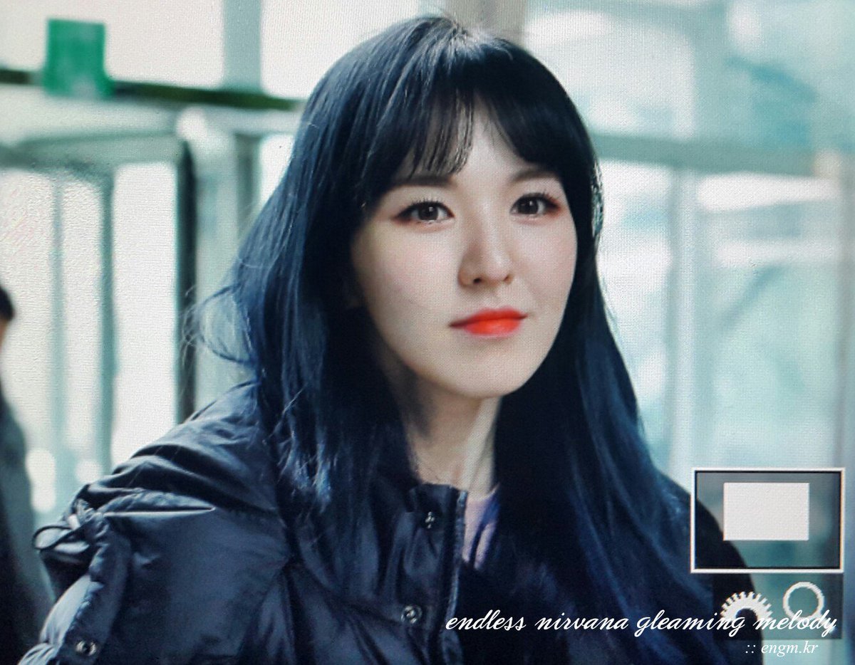 engm_kr's tweet photo. 170208 #웬디 오늘 라디오도 🙌 https://t.co/eoHQXgqIwA