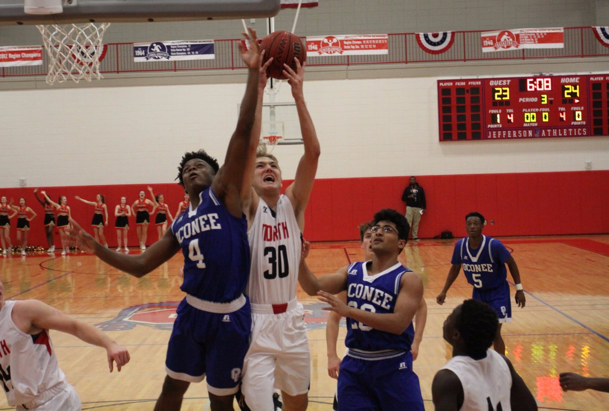 ocleadersports's tweet photo. Photos by @matthewc029 of the North Oconee-Oconee County region tournament matchup are posted here https://t.co/EE1DrqWKcJ https://t.co/GDXUkQASMW
