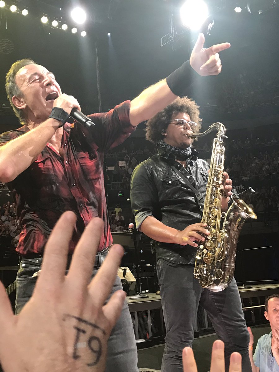 NickDavis_18's tweet photo. Stunning show last night @springsteen @jakeclemons In my Top 5 best ever gigs, along with #JCIYLR of course. Roll on Sydney 2 https://t.co/O7NJilTOZ3