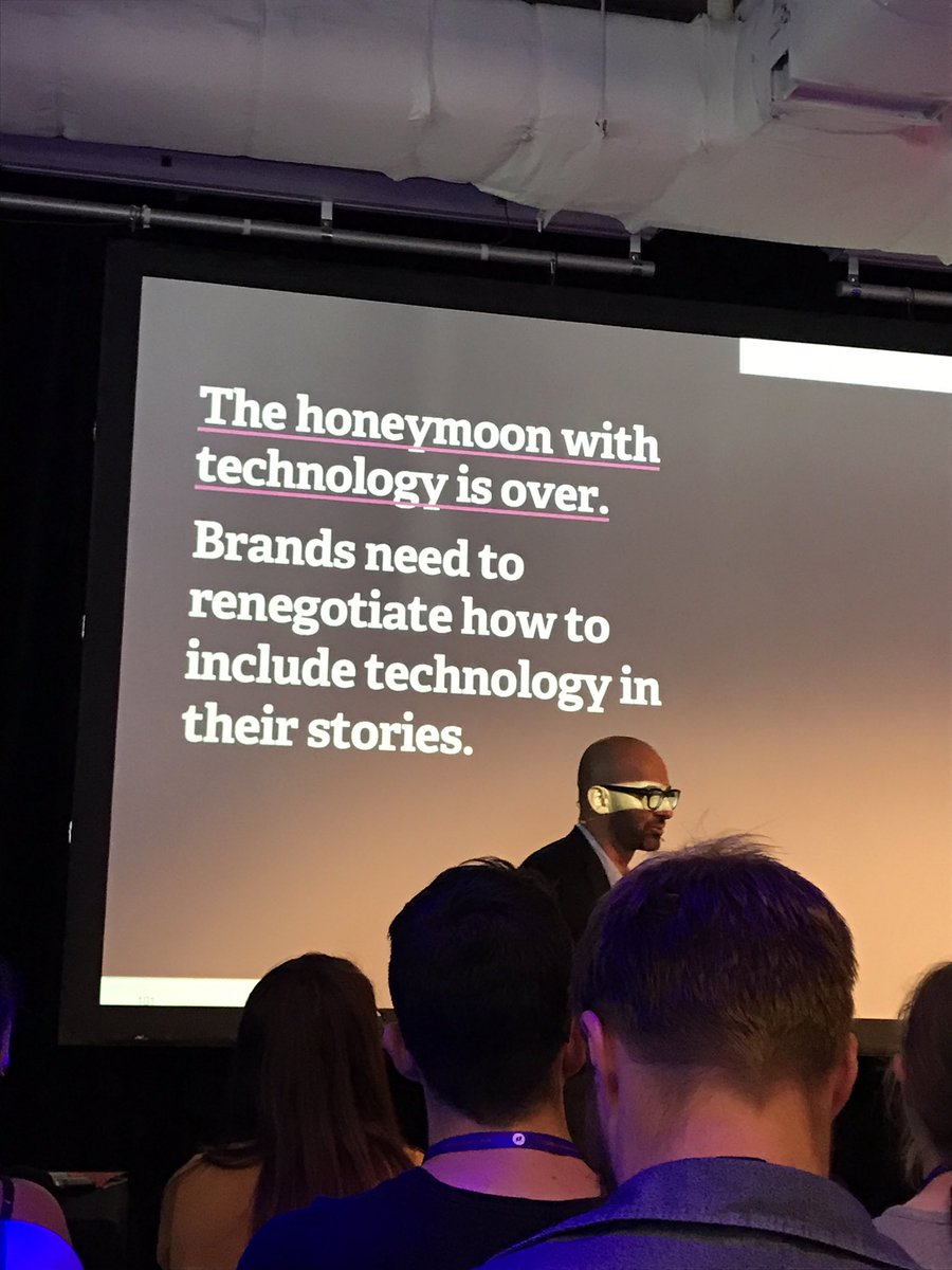 Roosashi1's tweet photo. The gimmick era is over kids  #pause2017 https://t.co/LD04z9qZDl