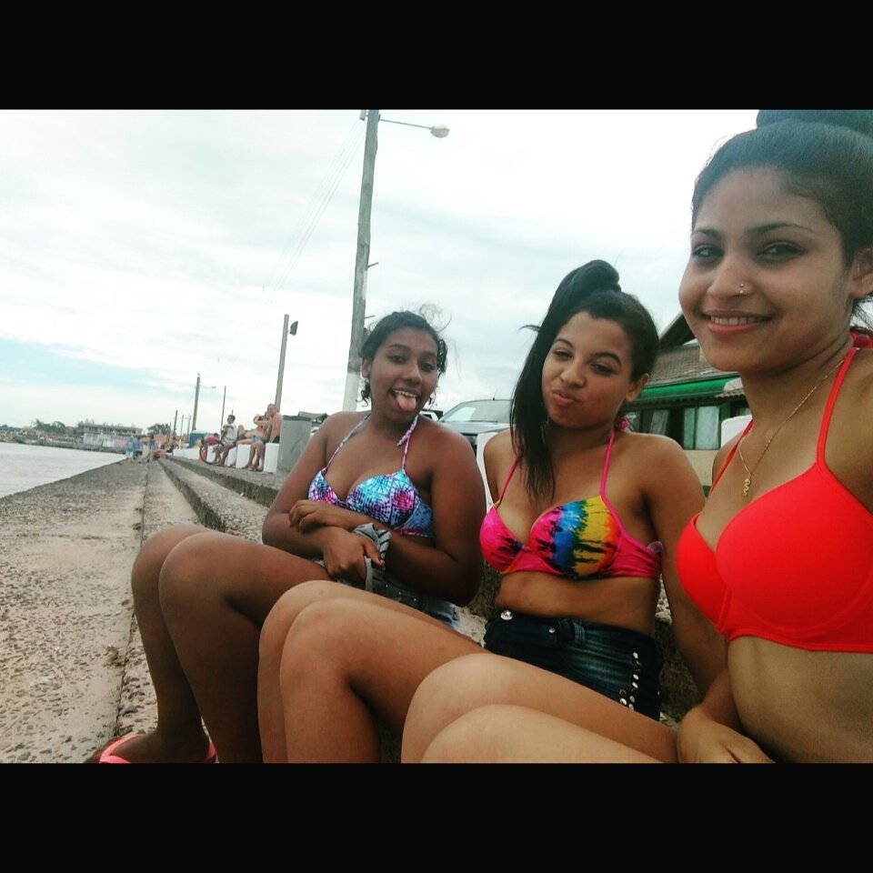 SuelemAndrade7's tweet photo. #Praeira
#ComElas😍
#Tramanda ♥ https://t.co/LSS6I2IxBd
