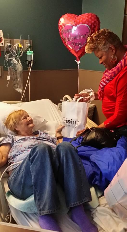 givehopehelp's tweet image. Inspiring, Uplifting, Encouraging Cancer pts. is how we celebrate V-Day! #GiveHopeHelpLOVEBags4Cancer
givinghopeandhelp.org