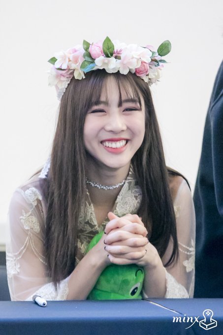 C4HbA5EWEAIGSb5.jpg:small