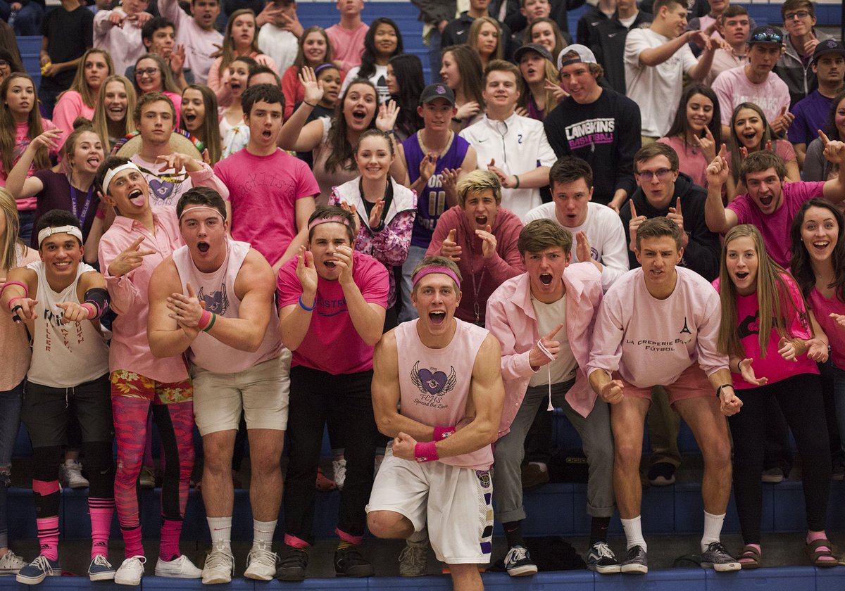 Kevin_Lytle's tweet photo. They don't give out style points. Win is a win and Fort Collins now has two-game conference lead https://t.co/73jIxkjnh3 #copreps https://t.co/afe8aqjLPI