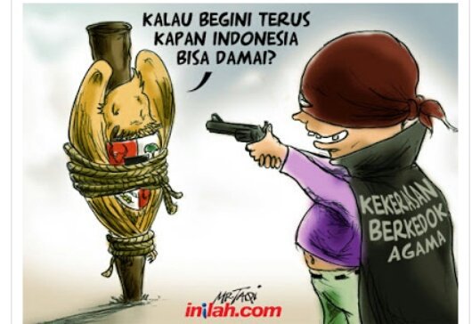 PakarLogika's tweet photo. Umat Islam jgn mau dibodohi politisi yg mnyebarkan kbencian SARA yg memakai agama sbg alat politik #MahasiswaLawanIsuSara #BaDjaProPerempuan https://t.co/VSeeu7Y1YJ