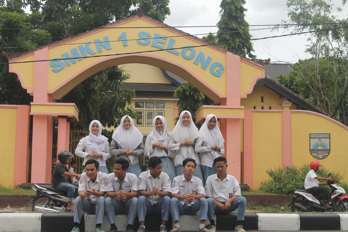 gb_denni's tweet image. XII MM 1 2016/2017 
Tinggal Beberapa Minggu Lagi 😥
@GoodDayID 
#GoodDay #GOODDAYRASAsmkn1selongbisa