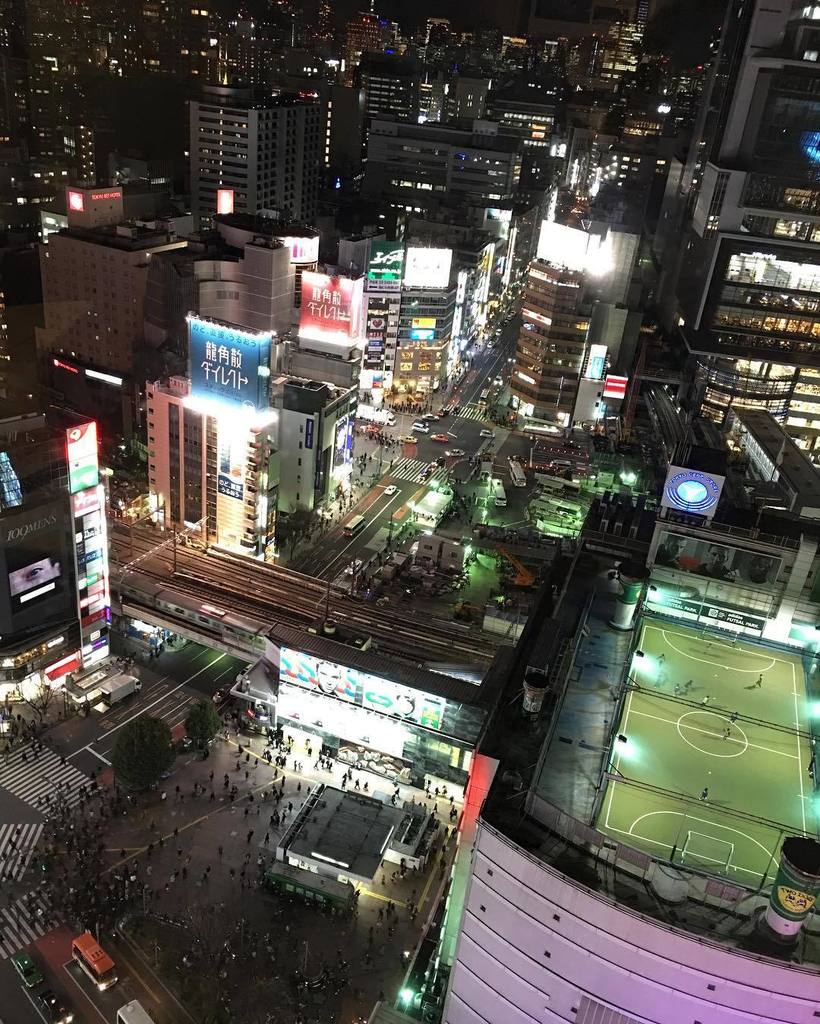 #Shibuya is always good from 25 stories up. ift.tt/2kH4f3D