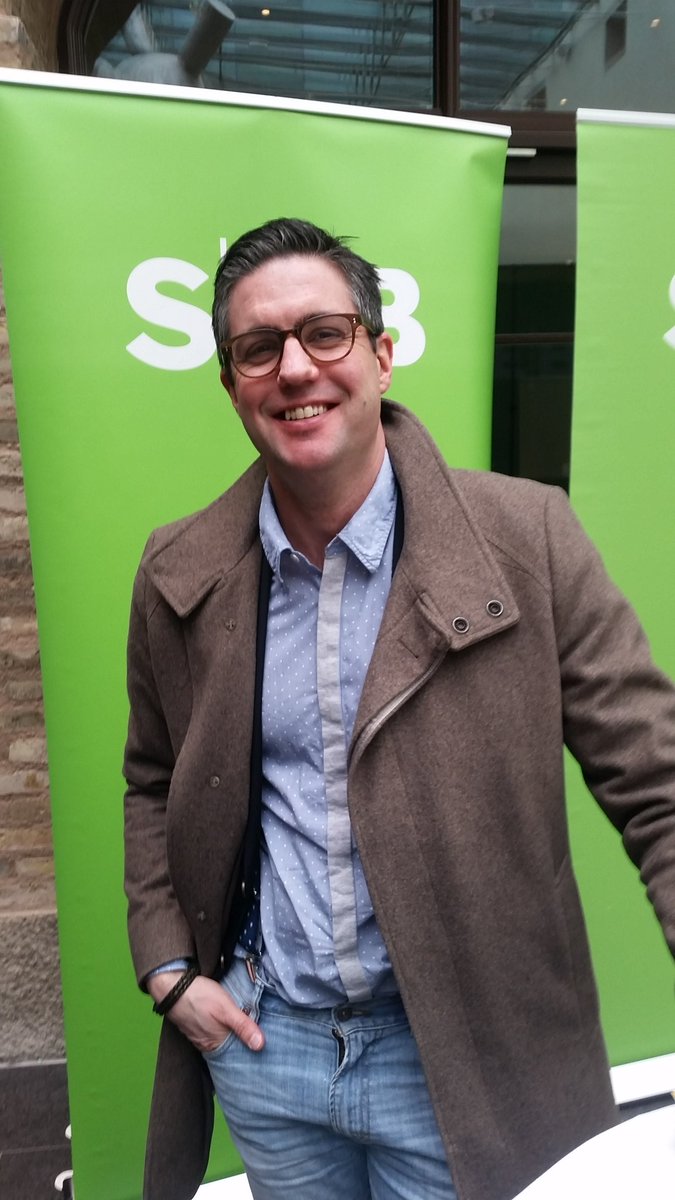 SoligaW's tweet photo. Så dök en laddad Johan Stjernberg och @boxofenergy upp på #Con2cap - Framtiden består av solceller och batterier! https://t.co/Cnl2fF42sv