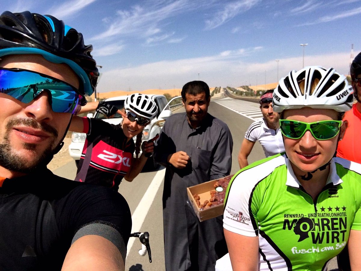 Today at the ride in the desert. #arabianhospitality water&dates by a total stranger. Thanks a lot, made our day.