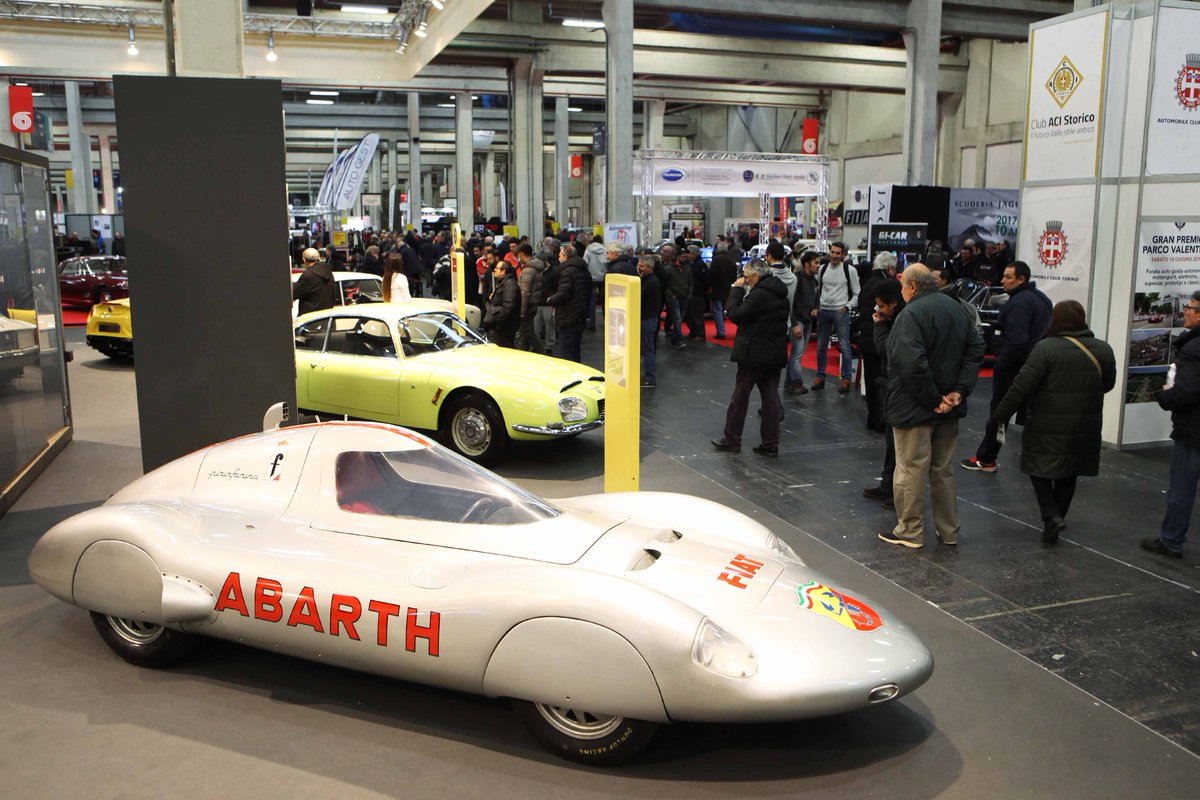 Automotoretro's tweet image. Successo per #automotoretro con oltre 65.000 visitatori. Arrivederci al 2018! automotoretro.it/it/notizie/130… #torino #lingotto #motori