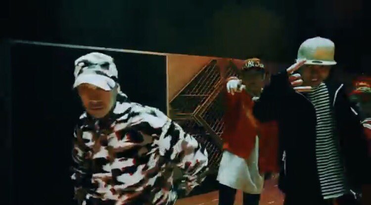 RAMPAGE_song's tweet photo. 陣
THE RAMPAGE from EXILE TRIBE / 「Get Ready to RAMPAGE Introduced by ANARCHY (Music Video) 」
#GetReadytoRAMPAGE #THERAMPAGE #EXILETRIBE https://t.co/TEFOE4mYGQ