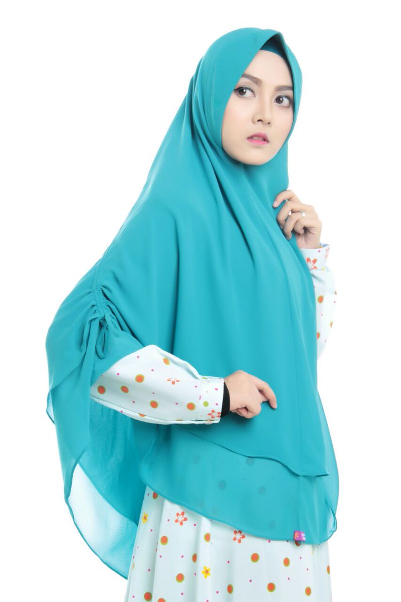 AnnaAw77's tweet image. Cantiknya koleksi hijab dr nibrasss... ♥♡