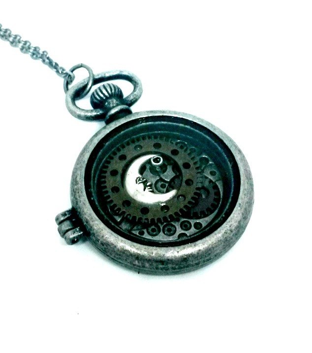AuntMatildas's tweet photo. Moon Locket Watchcase With Gears Necklace Handmade Gift https://t.co/XAhh3Pg1T0 #jetteam #SteampunkLocket https://t.co/D8SMQKUKRZ