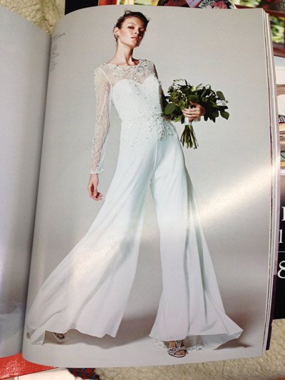 後藤羽矢子 最近のウェディングドレスはパンツスタイルのもあるんだね 百合結婚式に片方がこれだとかっこいいかも ふたりともドレスなのも萌えるけどね T Co Pdymygqcnk Twitter