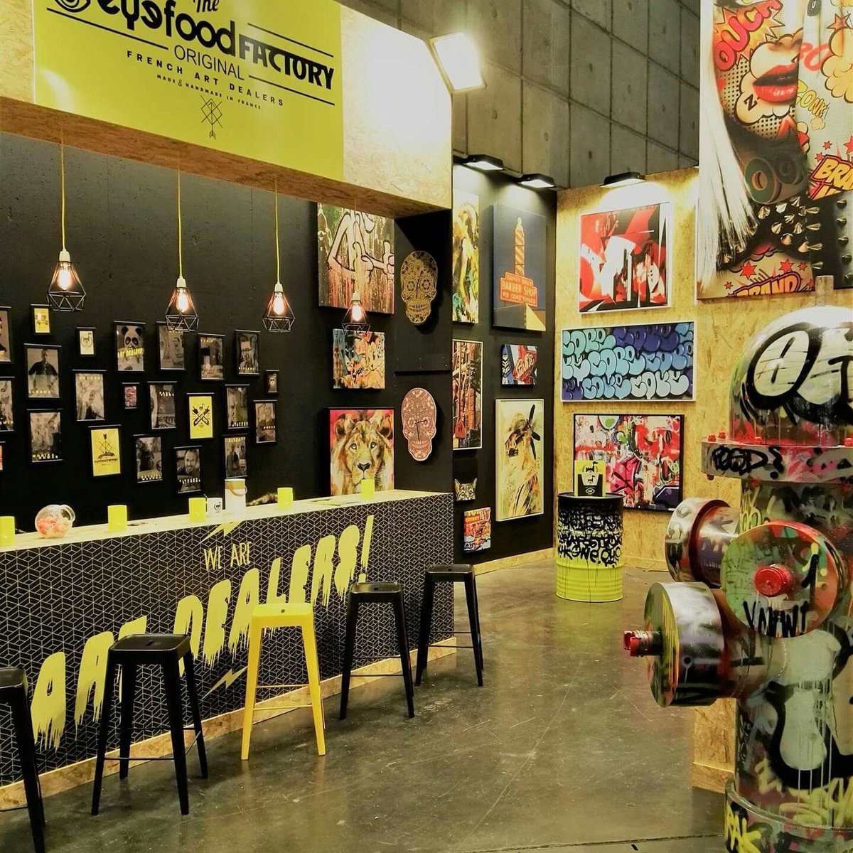 mels9368's tweet photo. Encore un salon à @MaisonObjet qui s'est super bien passé...rdv en septembre 😀 #hall6 #MO17 #design #streetart #madeinfrance #madeinalsace https://t.co/0xyMEvFtEN