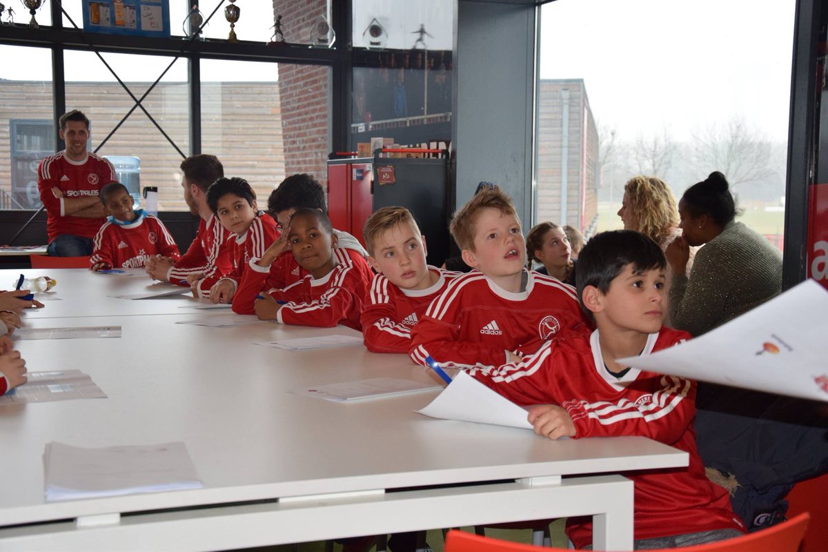 We hebben weer twee leuke foto verslagen voor jullie. bekijk ze via de link bit.ly/2lmJyZD
bit.ly/2lmrZJs
<a href="/AlmereCityFC/">Almere City FC</a>