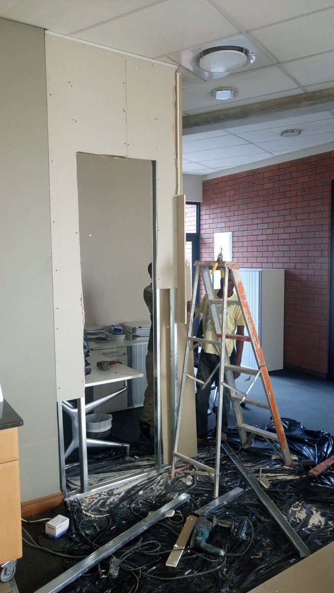 mrcprojects's tweet image. Here we installed new drywall of 0.400 and hight of 3.100, and Install one window of 0.600x1.660.And paint drywall.