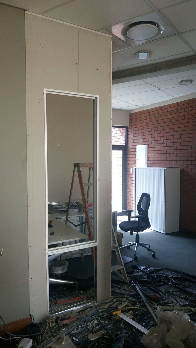mrcprojects's tweet image. Here we installed new drywall of 0.400 and hight of 3.100, and Install one window of 0.600x1.660.And paint drywall.