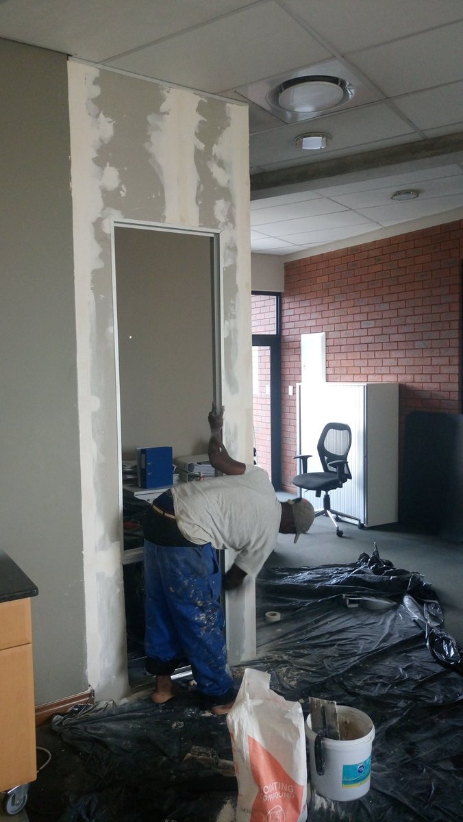 mrcprojects's tweet image. Here we installed new drywall of 0.400 and hight of 3.100, and Install one window of 0.600x1.660.And paint drywall.