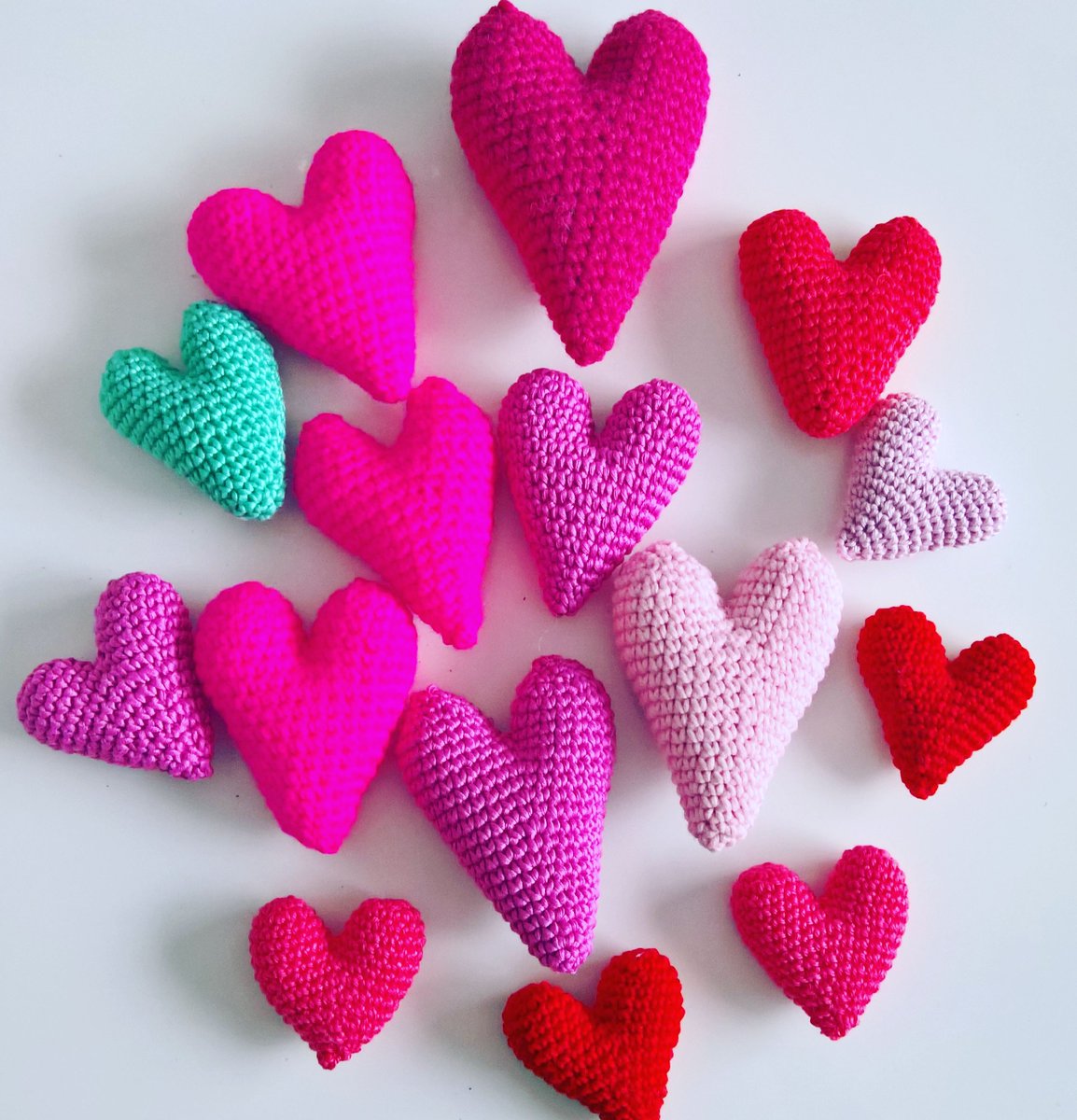 marjanetti's tweet photo. This Puffy Crochet Heart Pattern available here: https://t.co/xGSyZSPieL https://t.co/UgCSTklQyl