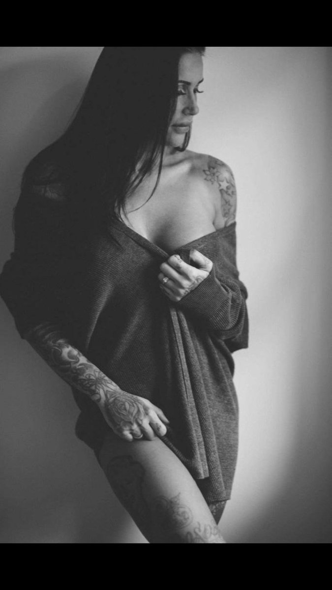 My #wcw is obviously <a href="/SummerWoods84/">Anita WOOD</a> 🔥 🔥 #inkedgirlsarebest #model