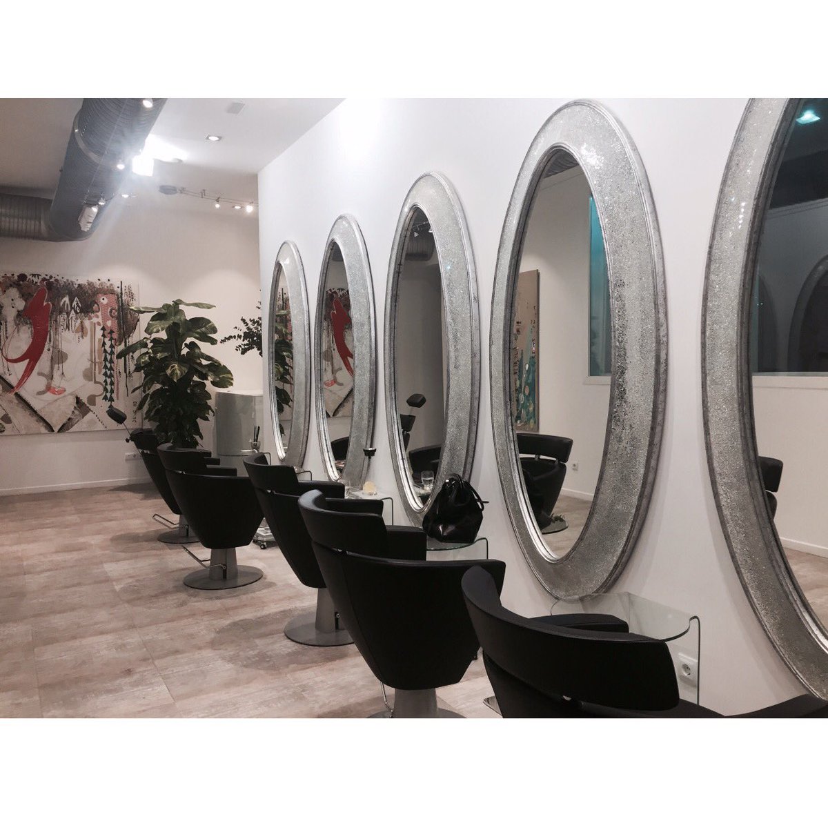 bloggymery's tweet photo. #OliverasHairSpa abre en Madrid, te cuento el ritual Wellnes con @MY_ORGANICS en https://t.co/mBCL23v0xf #myorganics #beauty #bloggymery https://t.co/3hG6S0gNrM